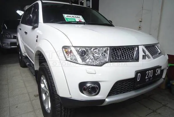 Jual Mobil Mitsubishi Pajero Sport Dakar 4x2 Diesel Solar 2012 Bandung Otosia Com