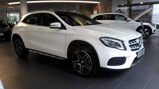 Jual Mobil Mercedes Benz Gla 200 Bensin 2018 Jakarta