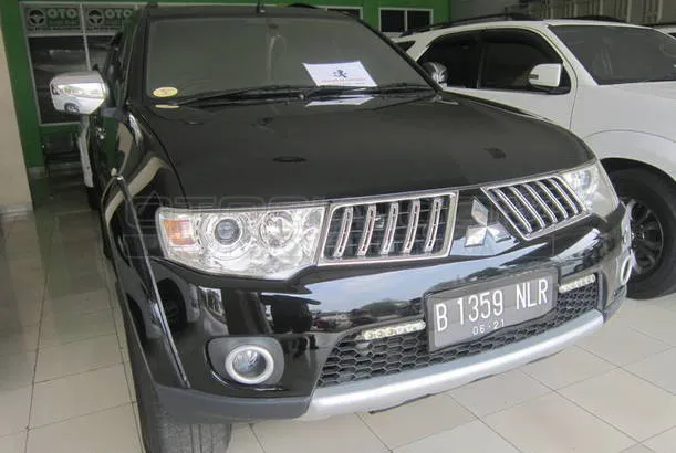 Jual Mobil Mitsubishi Pajero Exceed Sport Solar 2011 Tangerang Otosia Com
