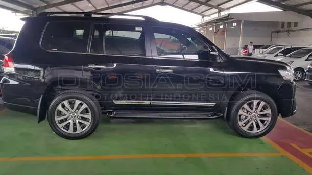 Jual Mobil Toyota Land Cruiser Vx 200 Solar 2018 Jakarta Timur Otosia Com