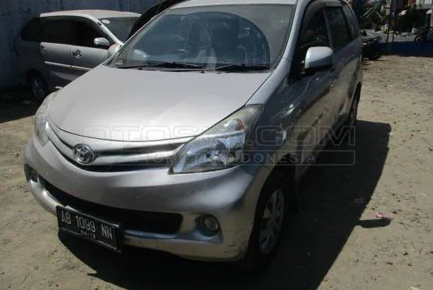Jual Mobil Toyota Avanza E Bensin 2014 Semarang Otosia 