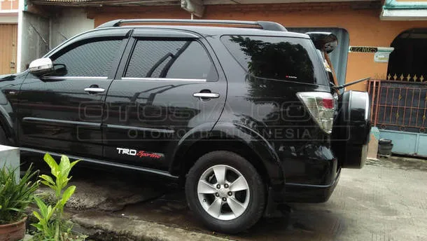 Jual Mobil Toyota Rush S A T Bensin 2012 Bekasi Otosia Com
