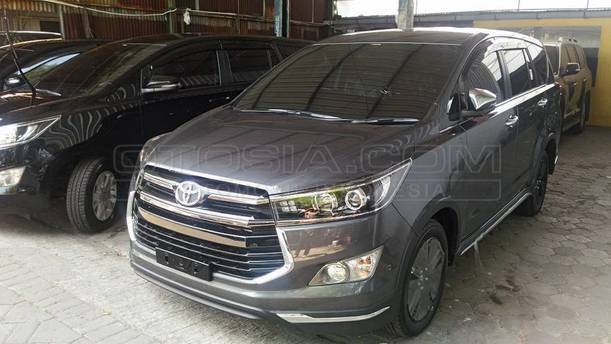 Jual Mobil Toyota Kijang Innova Venturer 2 4l Solar 2019 Surabaya Otosia Com