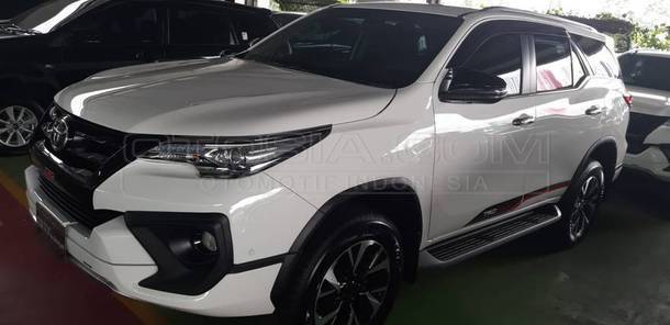 Jual Mobil Toyota Fortuner 2 4 Vrz Trd Solar 2019 Jakarta