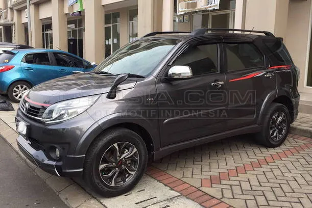 Jual Mobil Toyota Rush Trd Ultimo Bensin 2016 Bekasi Otosia Com