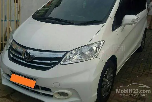 Jual Mobil Honda Freed New Freed S Bensin 16 Banjarmasin Otosia Com