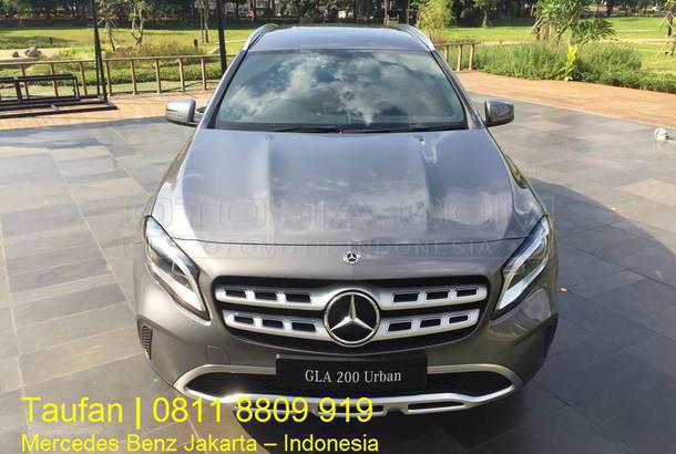 Jual Mobil Mercedes Benz Gla 200 Urban Bensin 2019 Jakarta