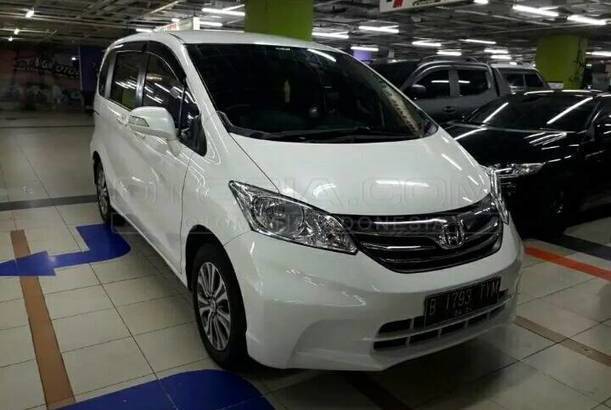 Jual Mobil Honda Freed Sd Bensin 17 Bandung Otosia Com