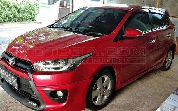 Jual Mobil Toyota Yaris Trd Sportivo Bensin 2015 Kediri Otosia 