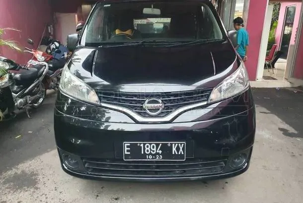 Jual Mobil Nissan Evalia Xv Bensin 2013 Cirebon Otosia Com