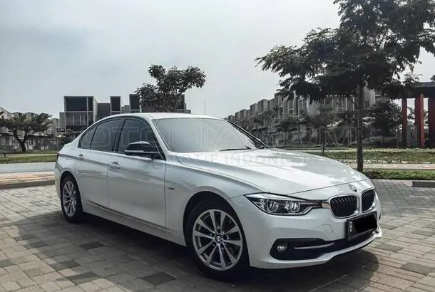 Jual Mobil Bmw 3 3i Sport F30 Bensin 16 Tangerang Otosia Com