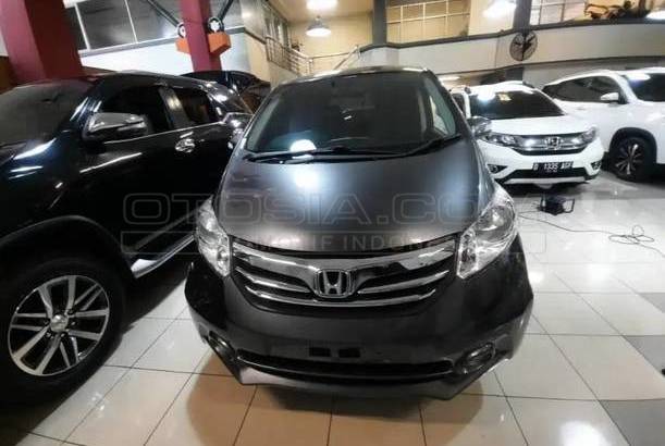 Jual Mobil Honda Freed E Type Psd Bensin 13 Bandung Otosia Com