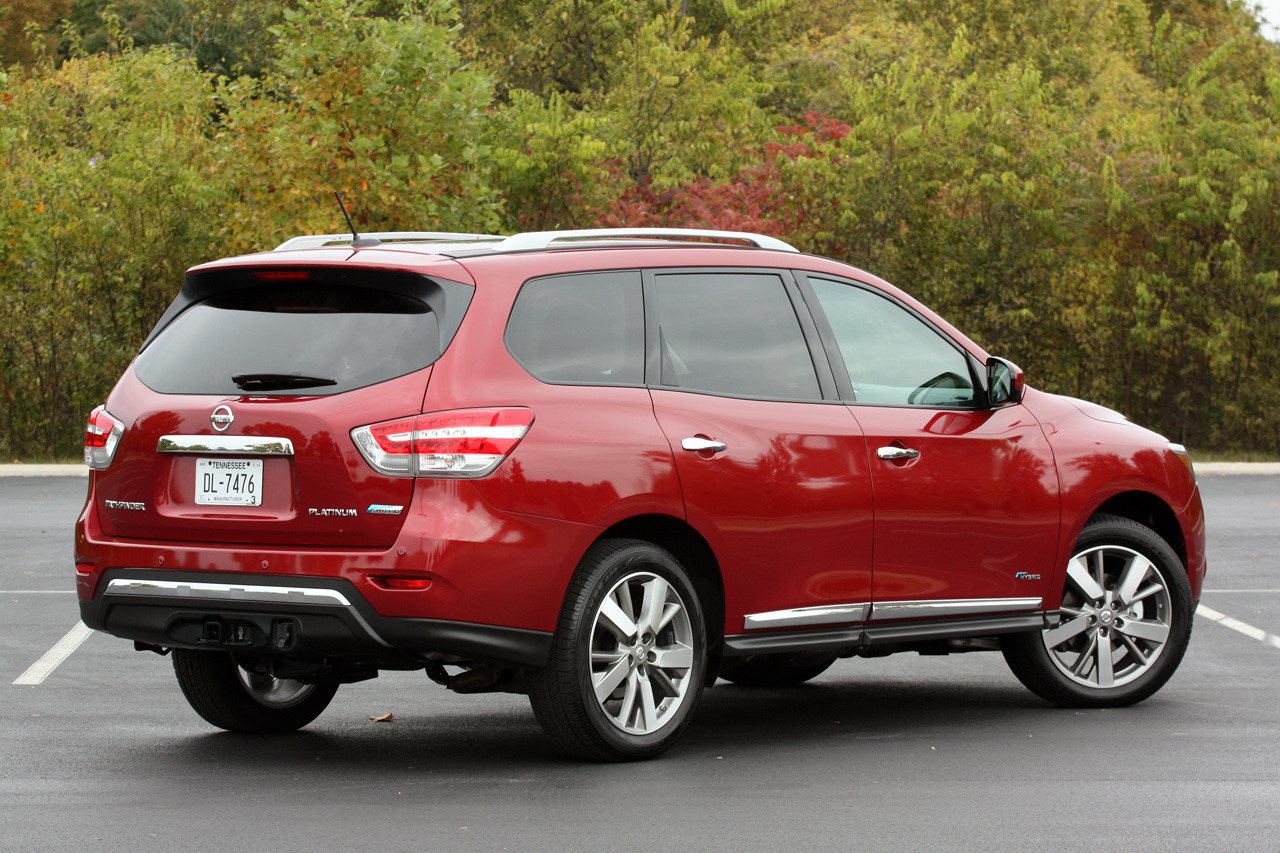 Nissan Pathfinder 2014 hadir dengan performa hybrid 