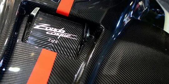 Zonda Cinque 2 of 5