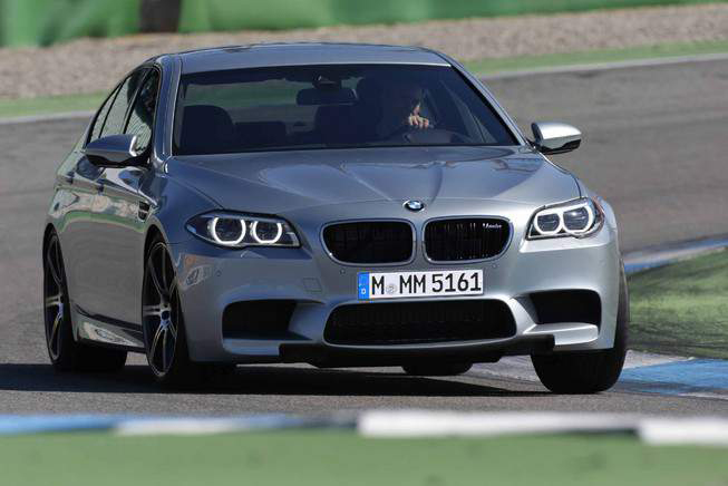 BMW M5 yang baru punya eksterior anyar