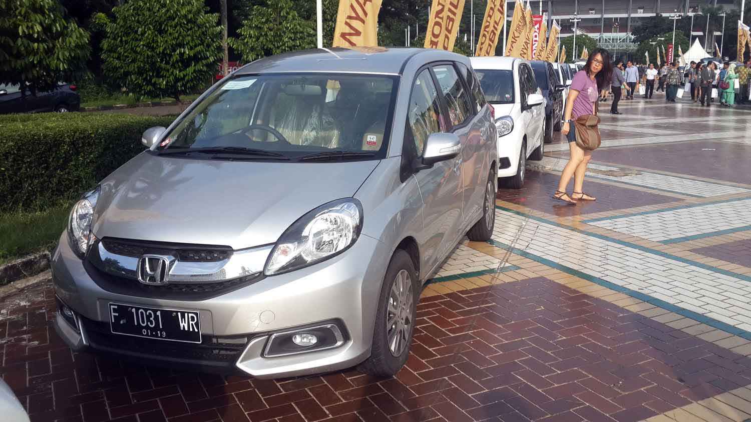 160 konsumen boyong langsung Honda  Mobilio  dari Senayan 