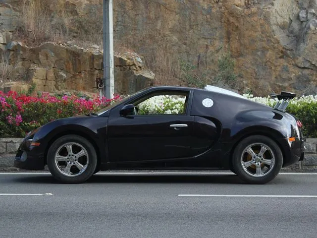 Bugatti Veyron Palsu