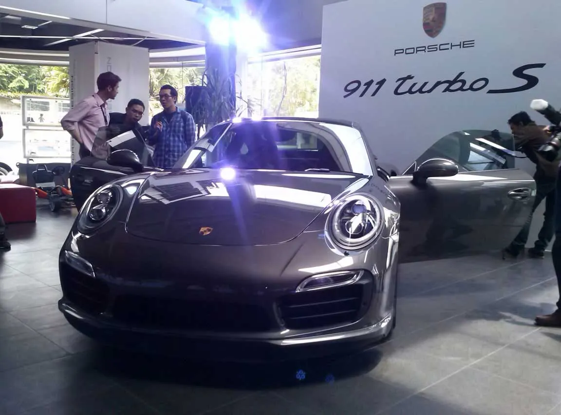 Porsche 911 Turbo S