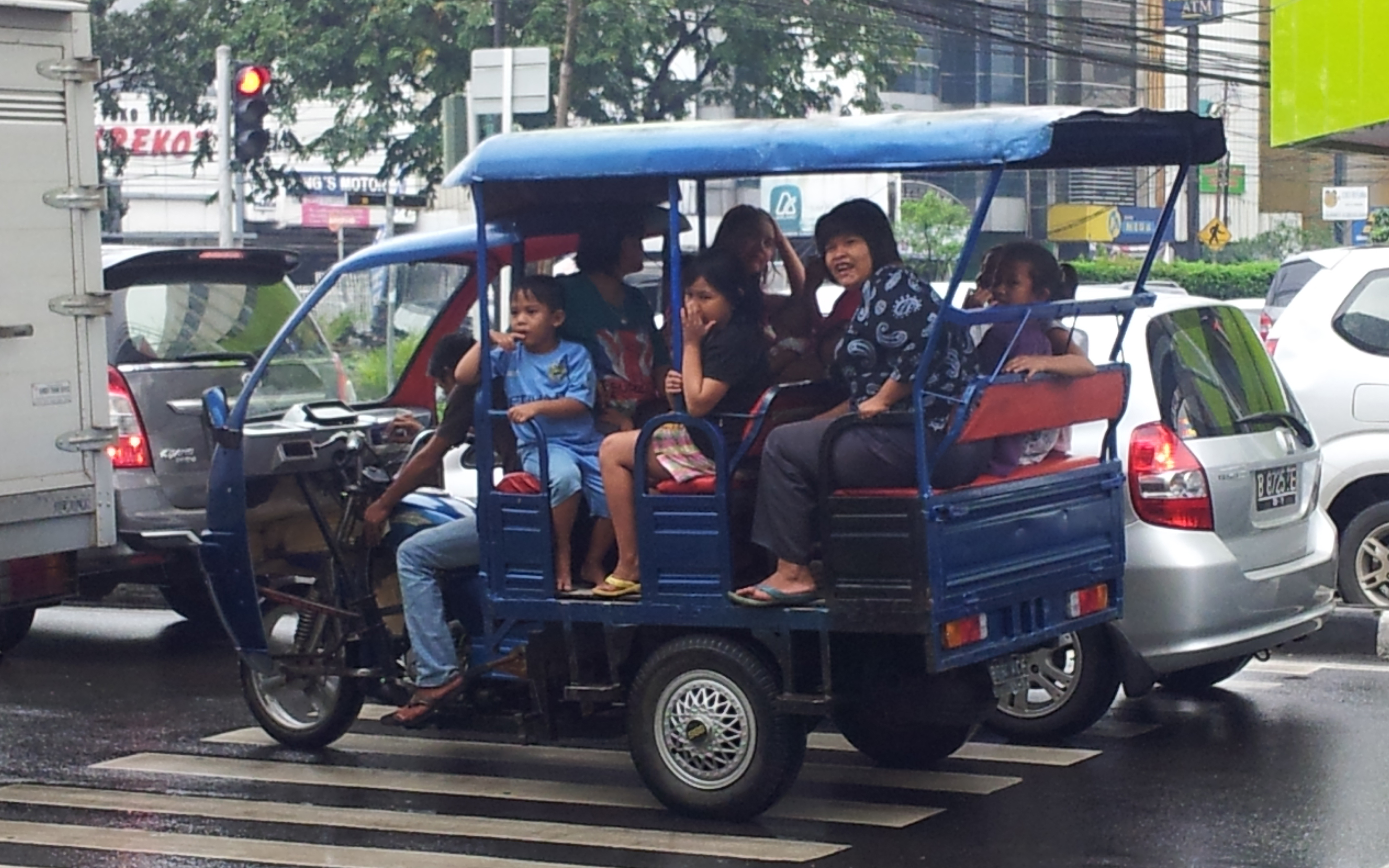  Viar  Himbau Motor  Niaga Roda  3  Berisiko Dipakai Mudik 