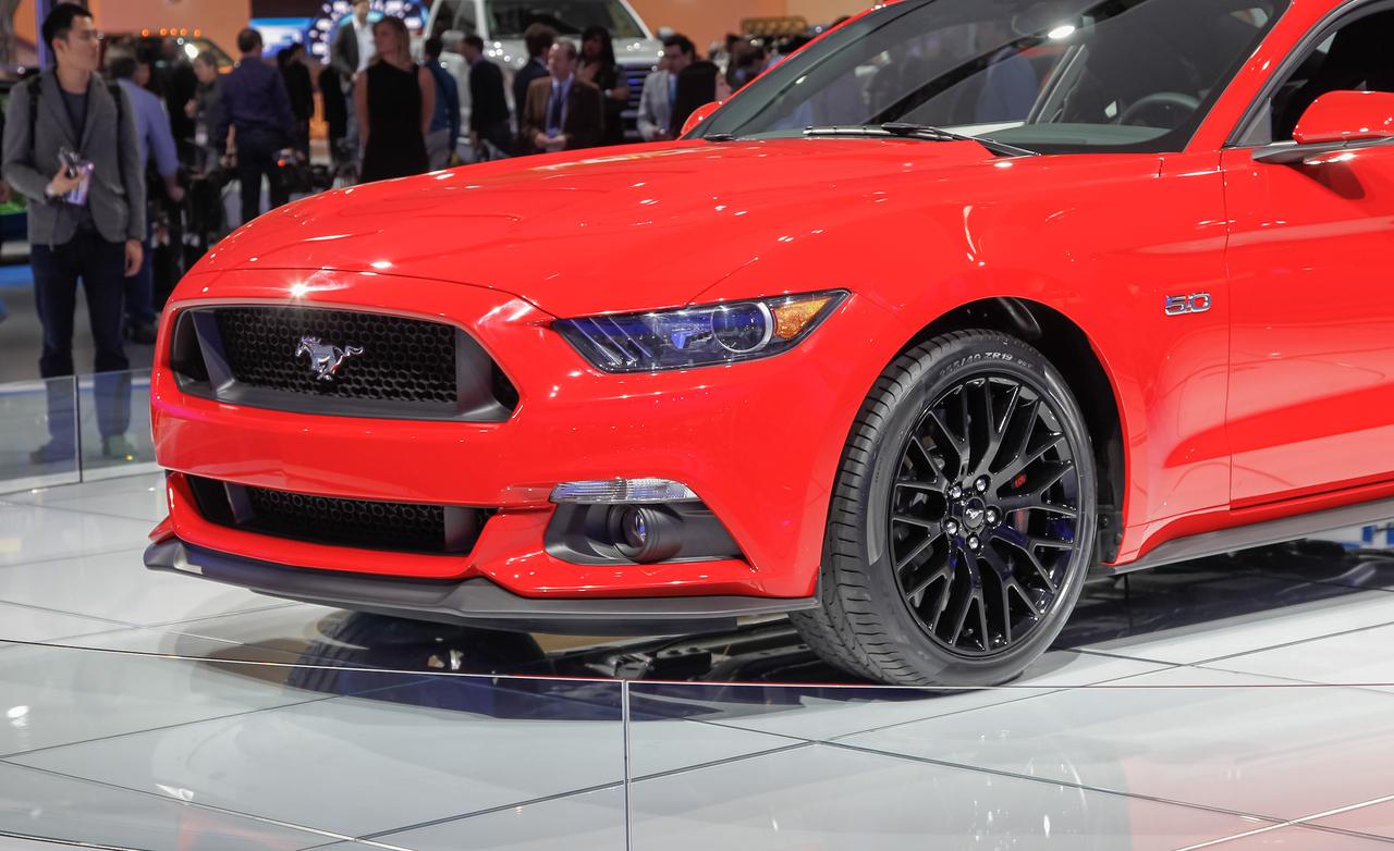 Produksi Ford Mustang 2015 berharga jual selangit 