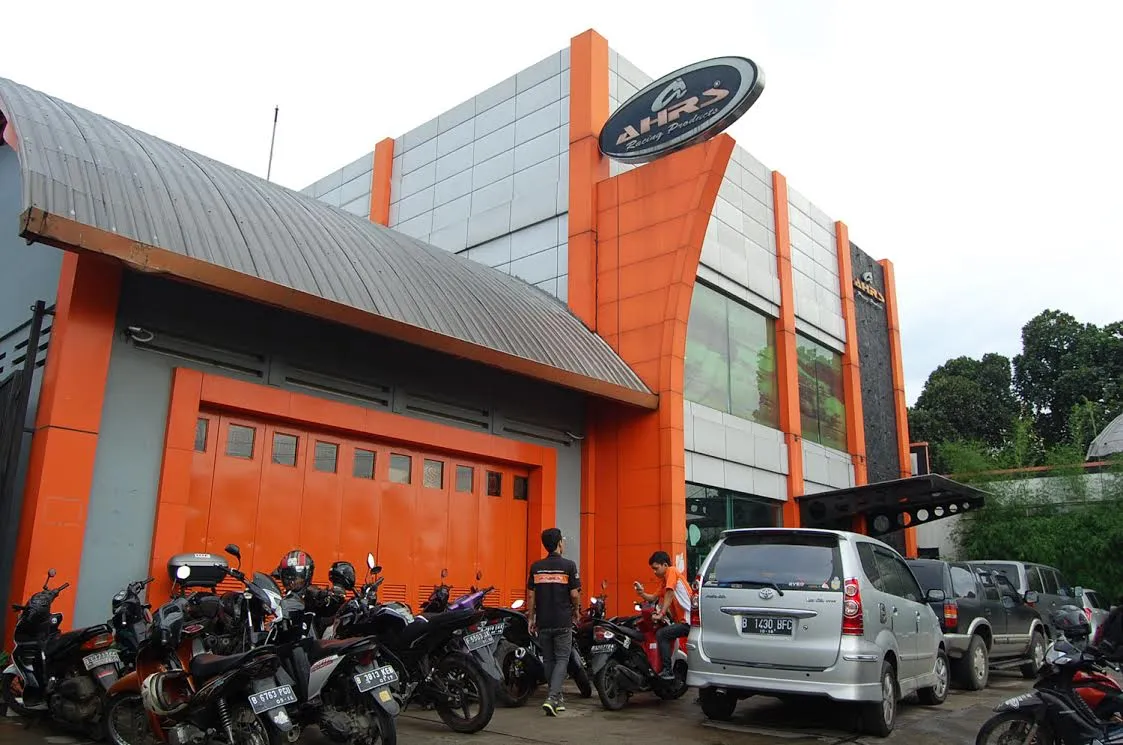 bisnis racing menjadi perseroan 796c08