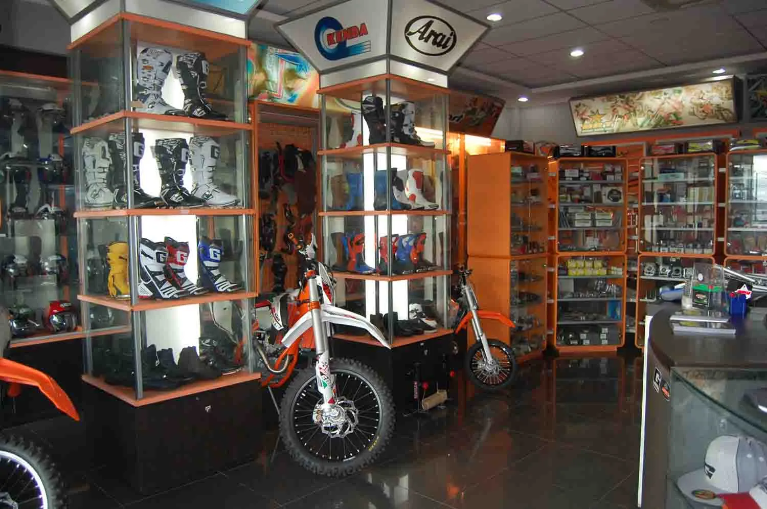motor ahrs masuk bisnis clothing 432bb7