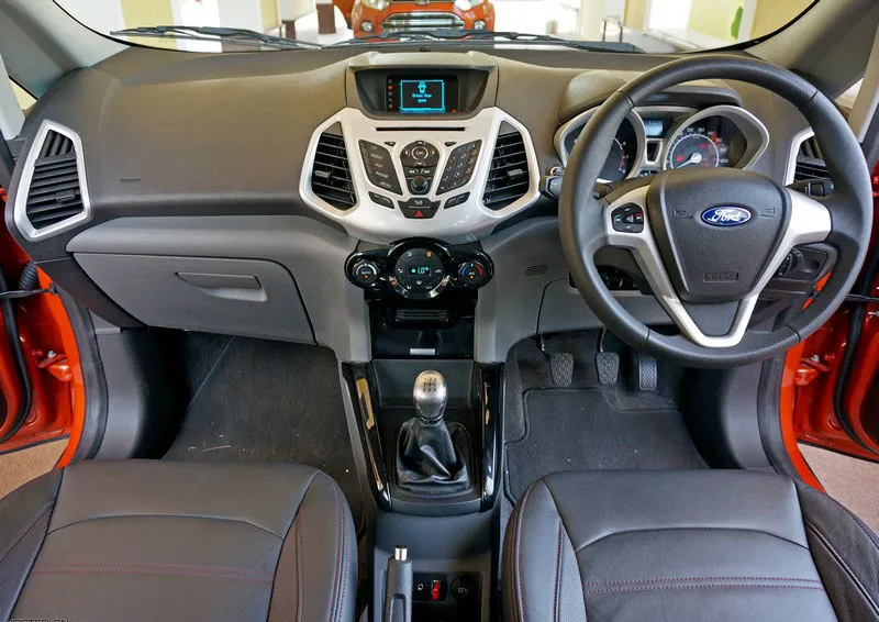 ford ecosport bikin parkir lebih nyantai 560cc0