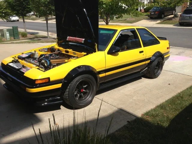 bumblebee dengan toyota corolla ae 86 213c10