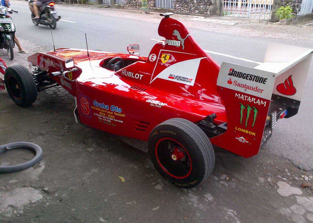 pria lombok ciptakan ferrari f1 nya sendiri b5bebe