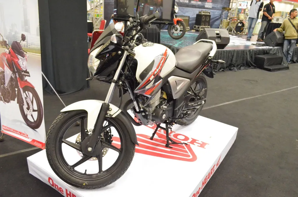 Semua New Honda MegaPro FI pakai velg racing | merdeka.com