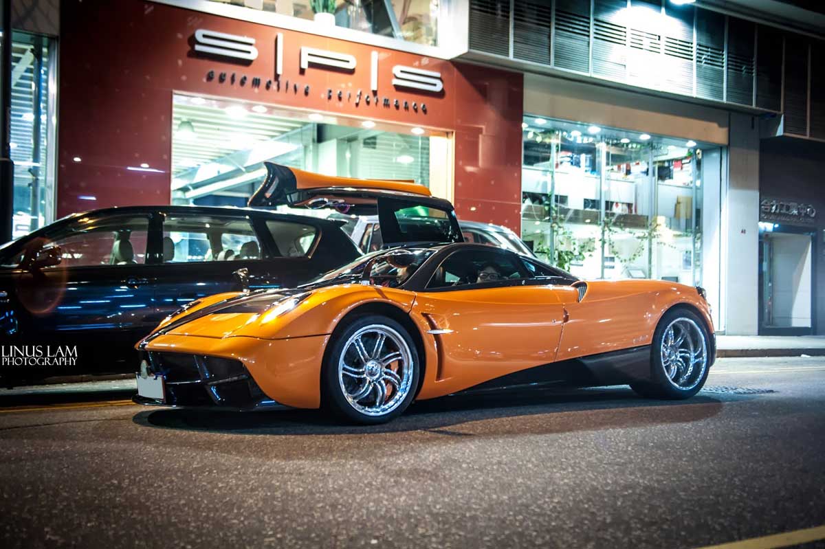 Ini dia Huayra Orange II yang 'mendarat' di Hong Kong 