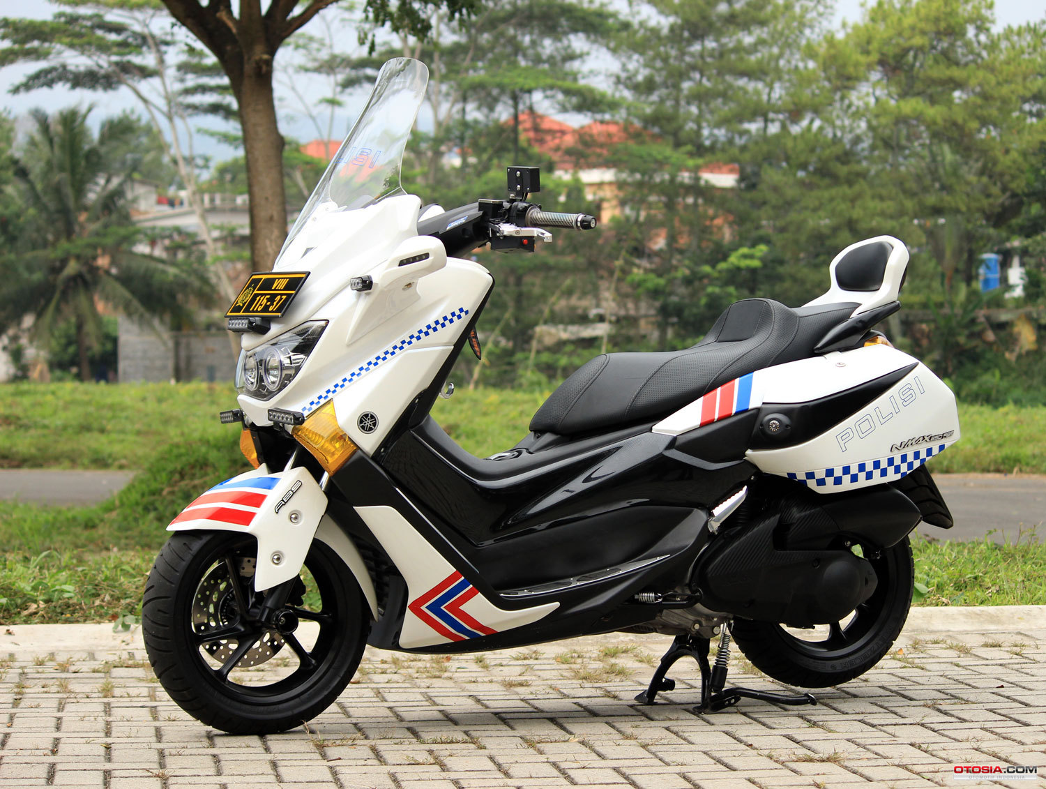 Yamaha N Max Modifikasi Motor Polisi Otosiacom