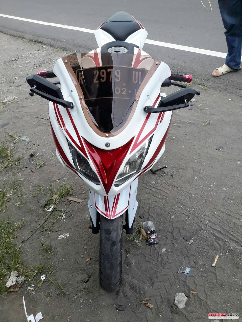 Naked New Vixion Bertransformasi Jadi Sport Fairing Otosiacom