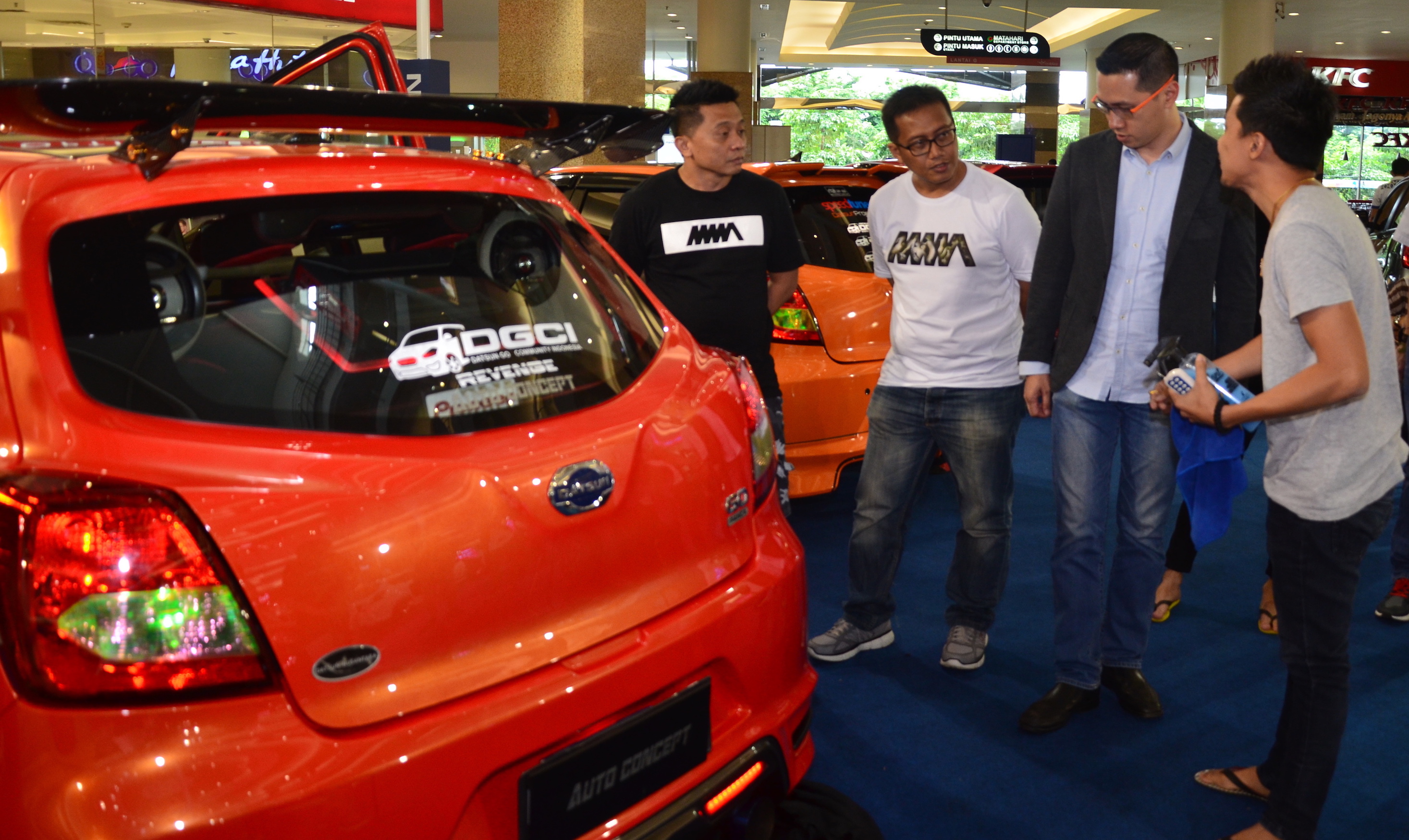 Datsun Tantang Kreatifitas Modifikasi Risers Surabaya Otosiacom