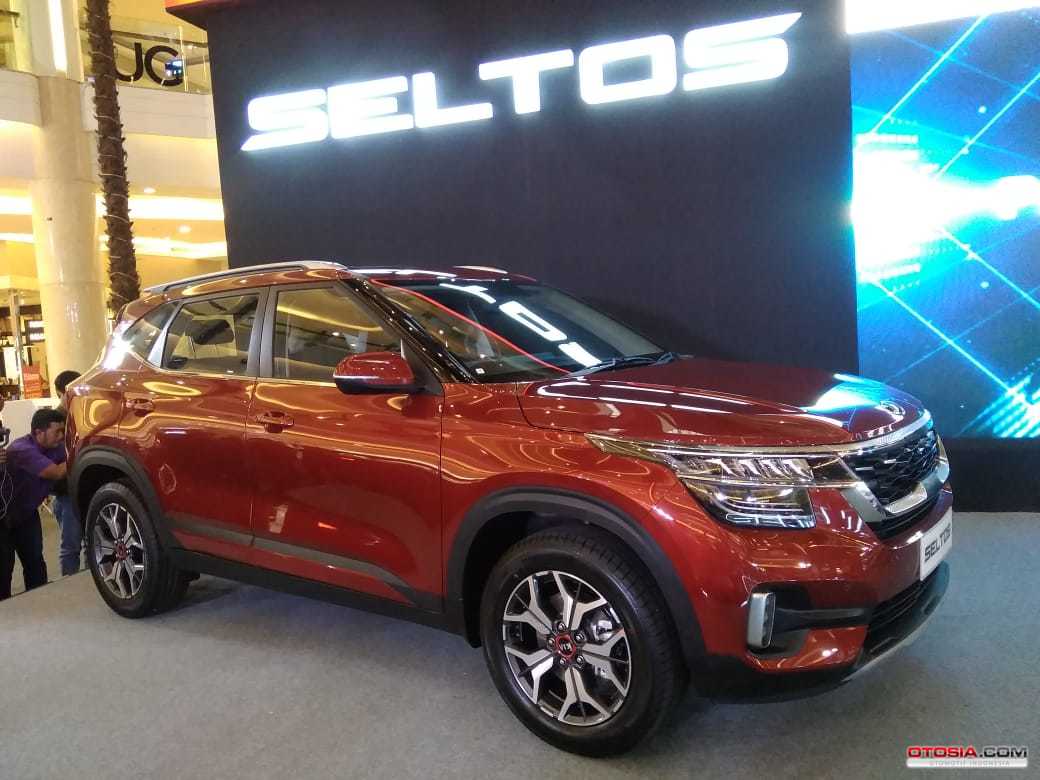 Kia Seltos Meluncur Di Indonesia Harga Mulai Rp 295 Juta Otosia Com