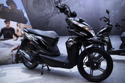 Harga Honda Beat Street Review Spesifikasi Dan Kredit November 2020 Otosia 