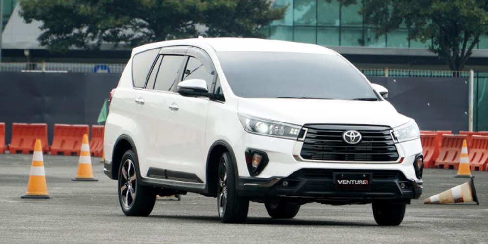 Harga mobil kijang innova