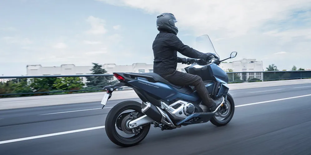 Honda Forza Terbaru Meluncur, Pakai Mesin 750cc | Otosia.com