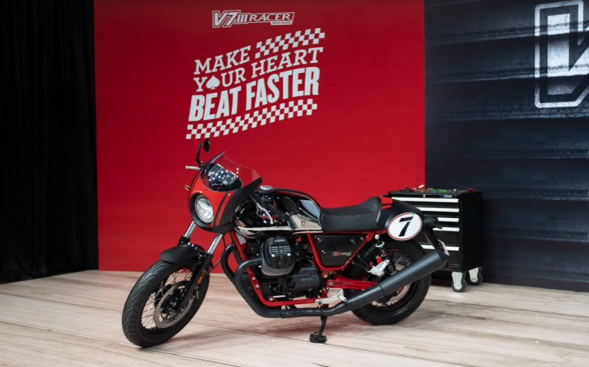 Moto Guzzi V7 III Racer 10th Anniversary