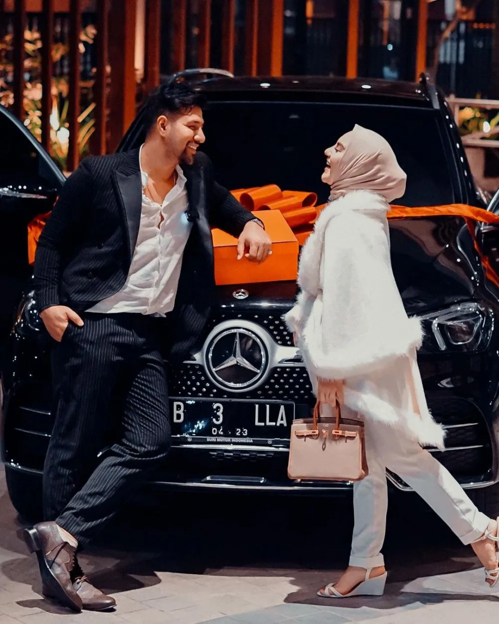 Demi Kado Mobil Mewah Untuk Irish Bella Ammar Zoni Rela Jual Barang Pribadi Otosia Com