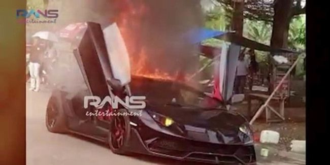 Lamborghini Raffi Ahmad terbakar (YouTube/Rans Entertainment)