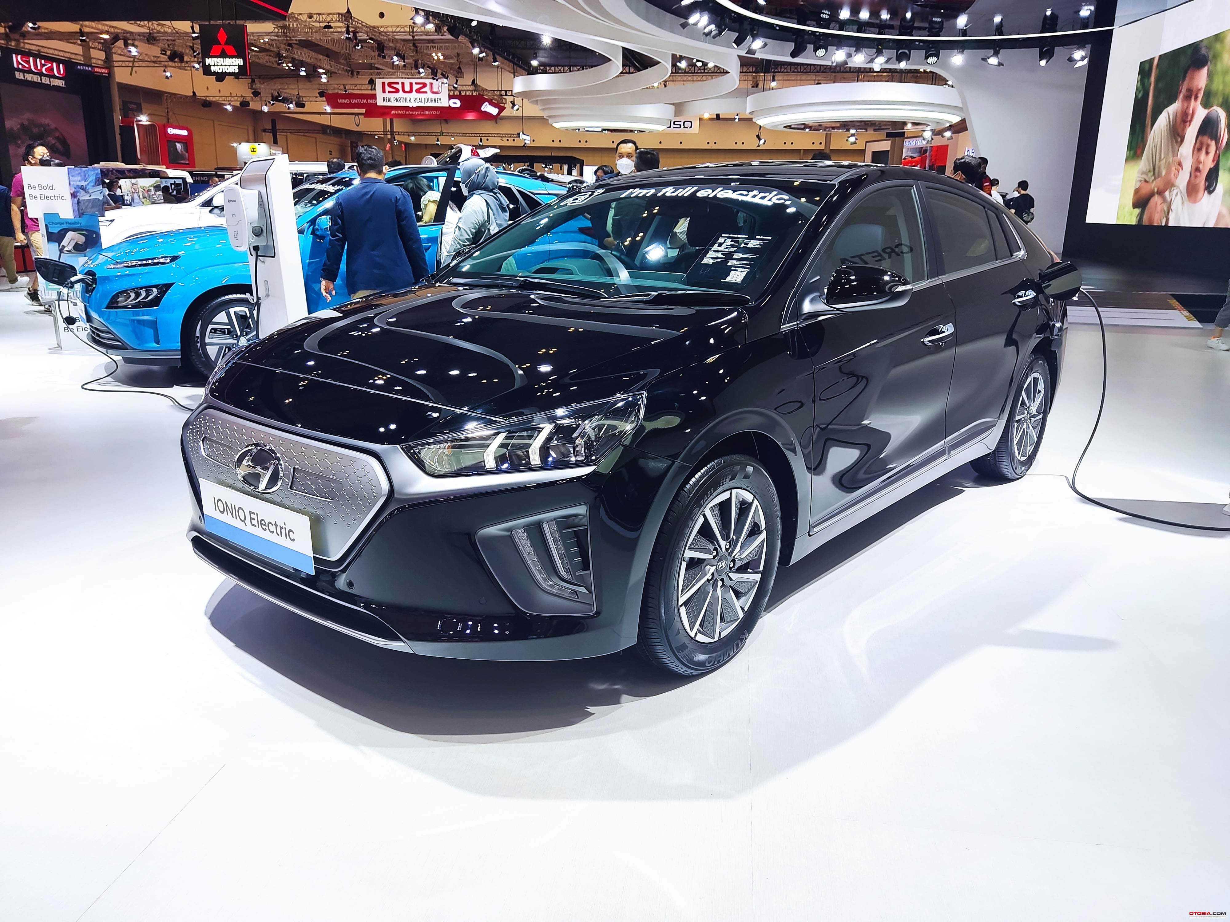 Hyundai Ioniq di GIIAS 2021 (Otosia.com/Arendra Pranayaditya)