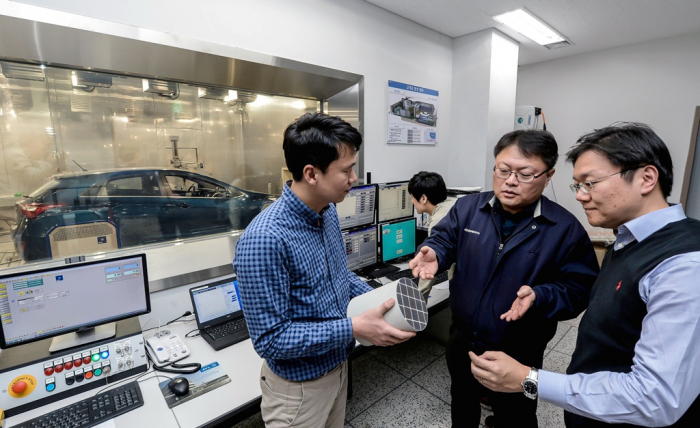 Ilustrasi para pekerja di Namyang  R&D Center (Hyundai Motor)