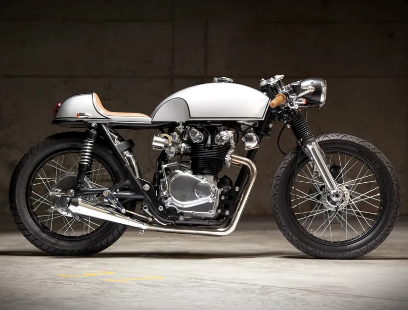 Sulap si tua CB450 jadi cafe racer keren  merdeka.com