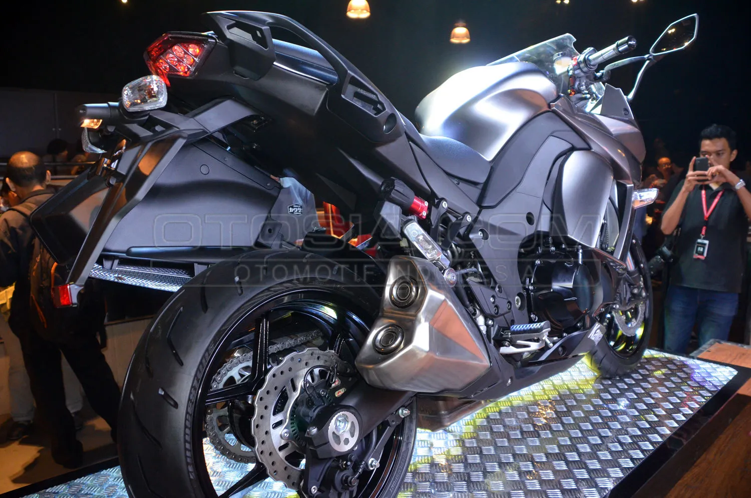 Kawasaki Ninja 1000 CC