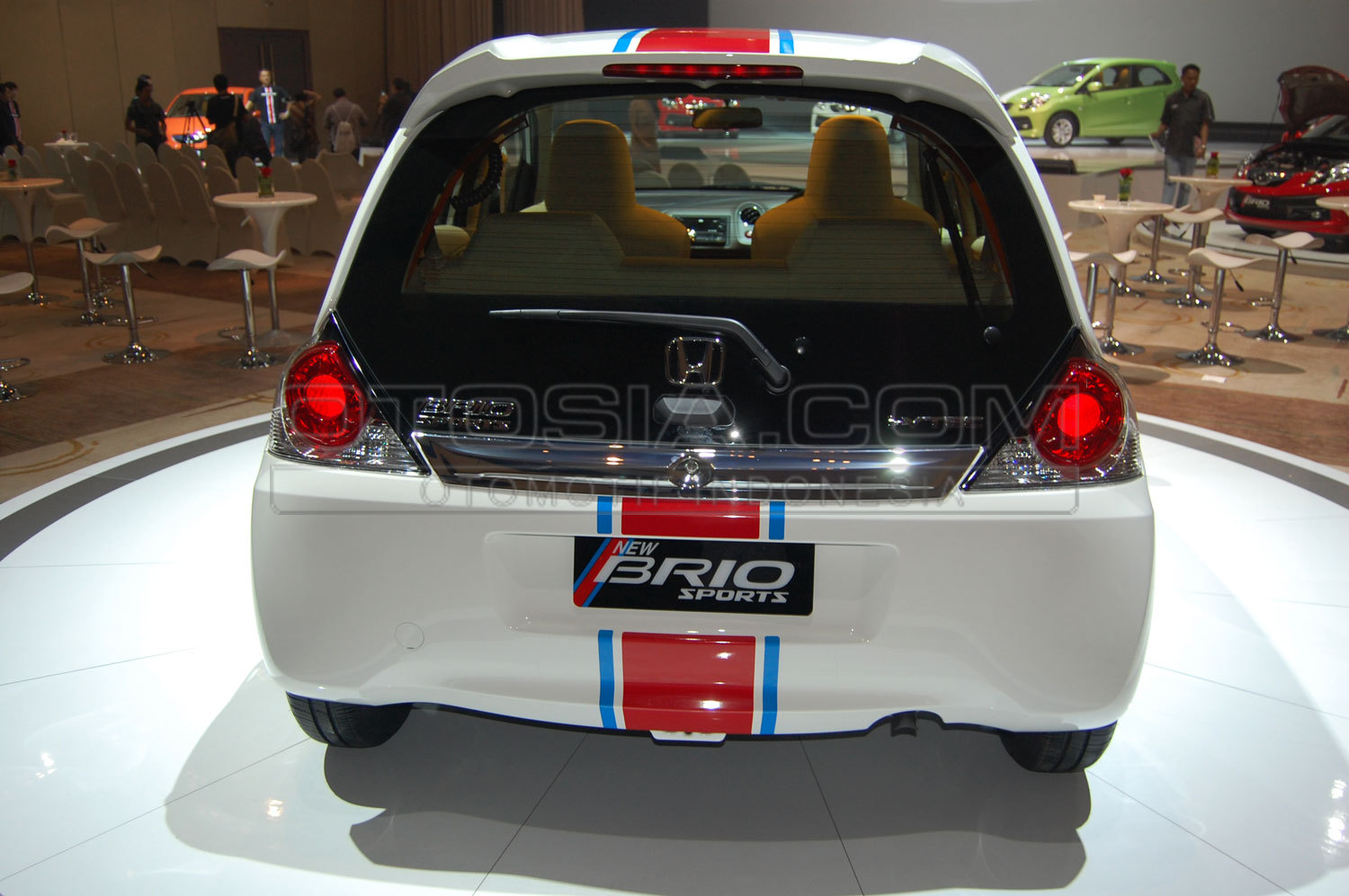 Foto Mobil Brio Sport Kawan Modifikasi