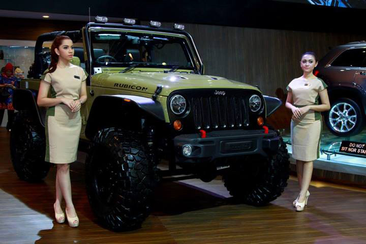 Dijejali aksesoris Mopar Jeep Wrangler Recon makin agresif 