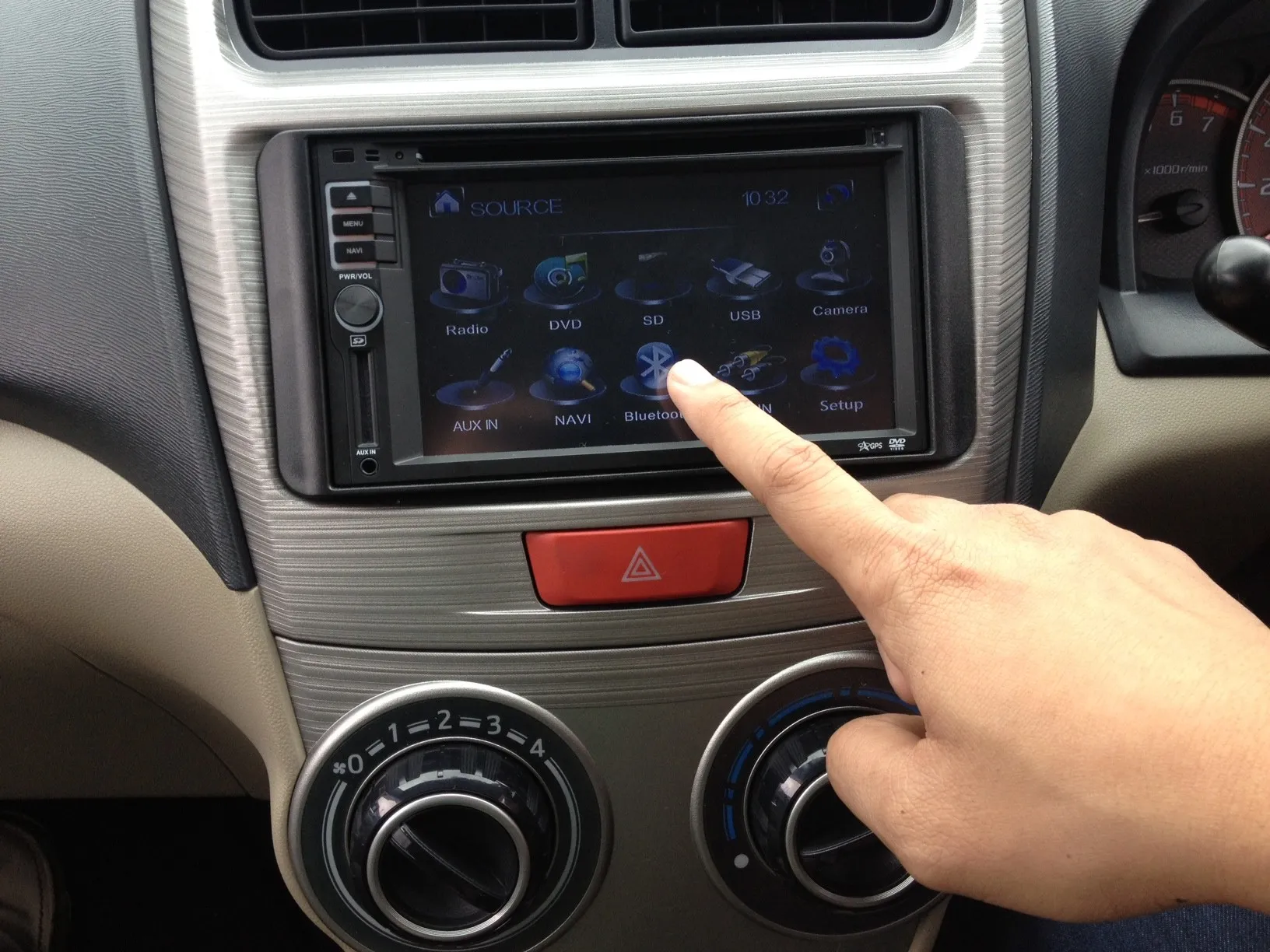 GPS New Daihatsu Xenia