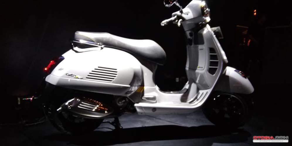 Vespa GTS Super Tech 300 Seharga Rp152,9 Juta Meluncur, Apa Istimewanya?