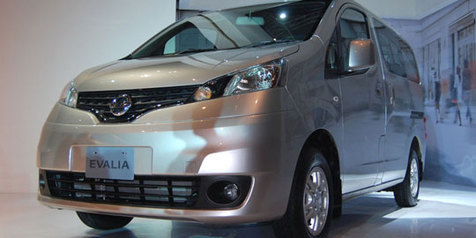 Nissan Evalia, Si 'Bongsor' yang Praktis